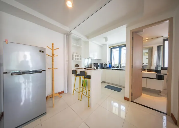 Le Cote, Thonglor Soi 8, Floor 2 Balcony 55sqm *