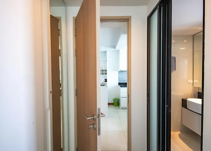 Le Cote, Thonglor Soi 8, Floor 2 Balcony 55sqm Apartment *