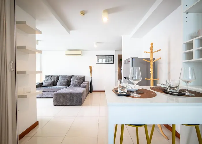 아파트 Le Cote, Thonglor Soi 8, Floor 2 Balcony 55sqm 방콕