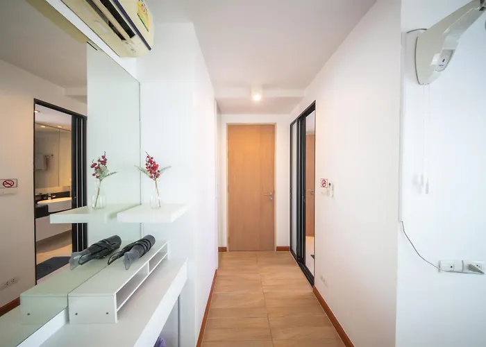Apartment Le Cote, Thonglor Soi 8, Floor 2 Balcony 55sqm Bangkok