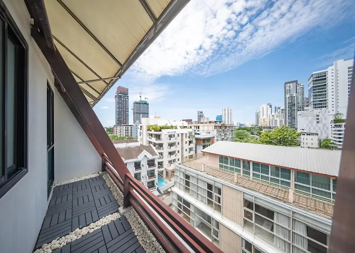 Le Cote, Thonglor Soi 8, Floor 2 Balcony 55sqm Apartment