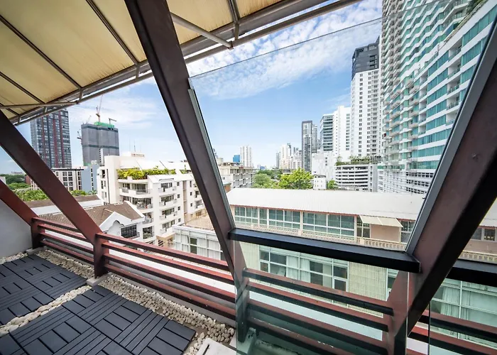 Le Cote, Thonglor Soi 8, Floor 2 Balcony 55sqm Bangkok